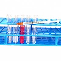 Hlavní obrázek - Pojišťovny by mohly regulovat zbytečné výdaje za laboratoře