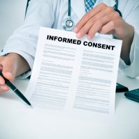 Hlavní obrázek - Informovaný souhlas ve zdravotnictví z hlediska práva