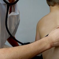 Hlavní obrázek - Vysoký tlak v plicích mohou mít i děti, varují lékaři – důležité je na to přijít včas