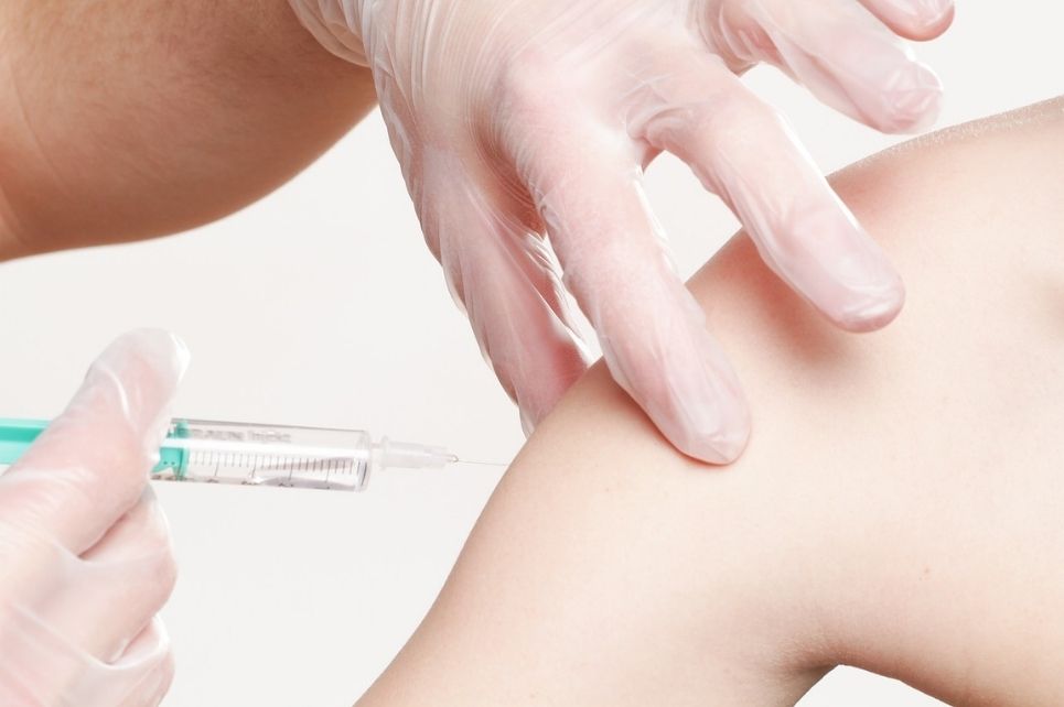 Hlavní obrázek - V České republice se od dnešního dne očkuje vakcínou od společnosti Novavax